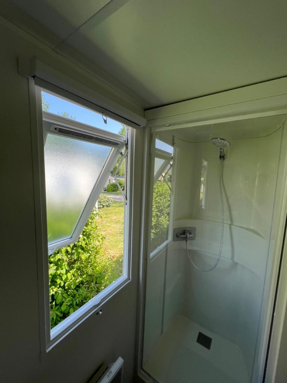 Mobil-Home 4 étoiles avec piscine proche de Blois Onzain Exterior foto